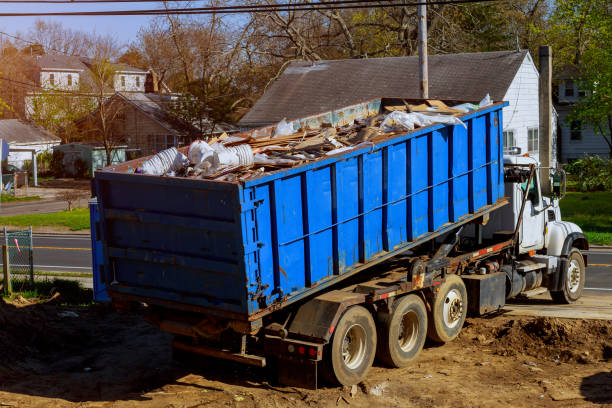 Best Attic Cleanout  in Waverly, IA